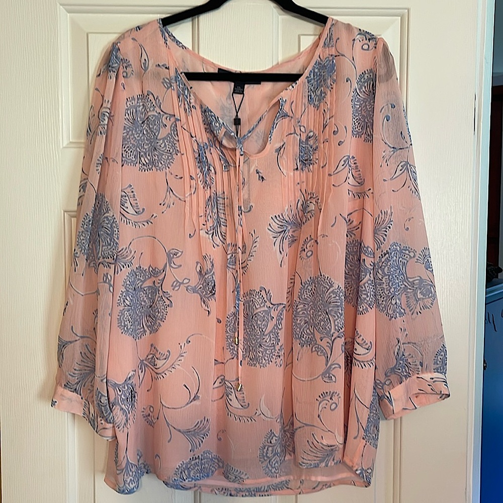 NWT Tommy Hilfiger pink with blue and white.